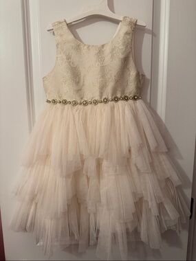 Ivory Lace & Tulle Flower-Belt Girls' Party Dress